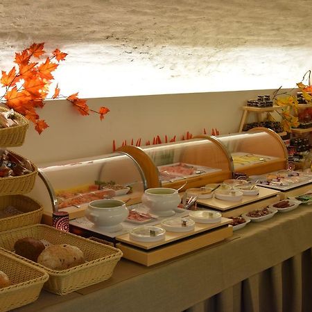 Hotel Geeraard เคราร์ดชแบร์เคน ภายนอก รูปภาพ